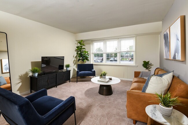 Living Area - Willowbrook
