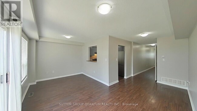 Building Photo - 4422 Fairview St