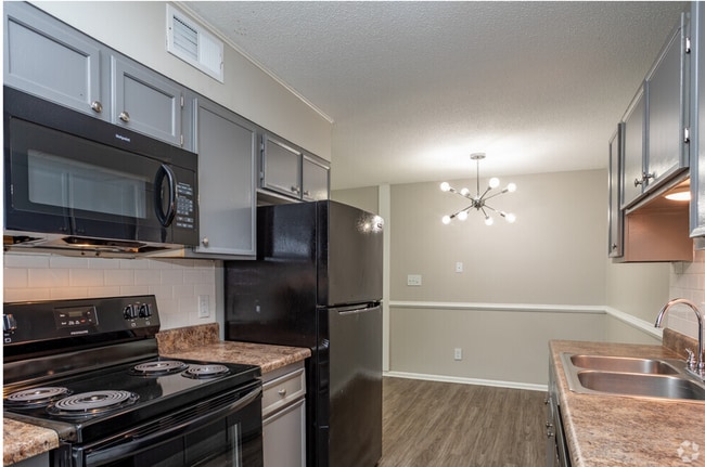 Interior Photo - Oakridge at Haymount