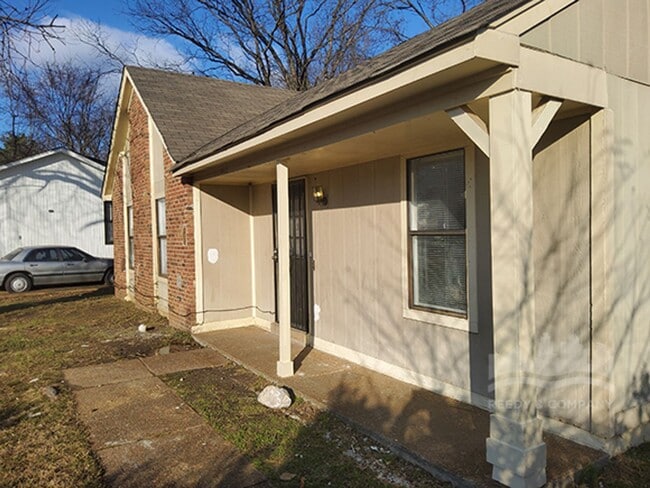 Building Photo - 4812 Allrand Rd