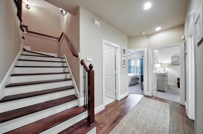 Foto del edificio - 1222 W 17th St