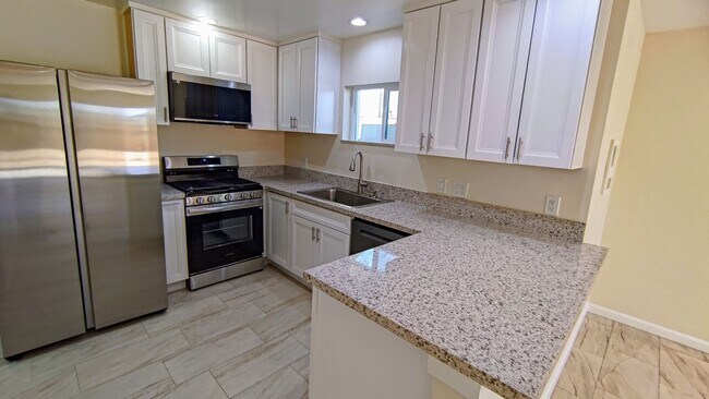 Foto del edificio - Newly Remodeled 3 Bedroom 2 Bath with Swee...