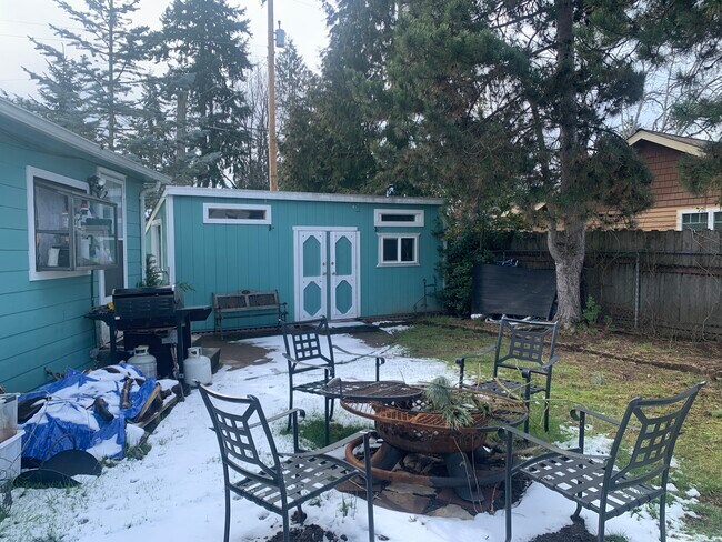 Studio Suite - 7476 S 118th Pl