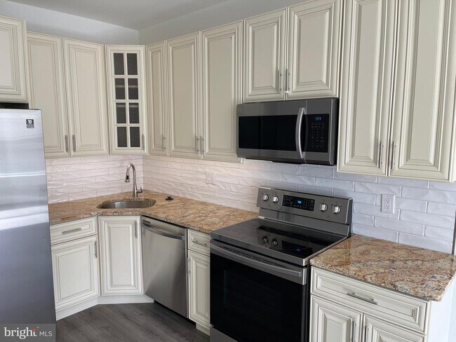 Foto del edificio - 2513 N Front St