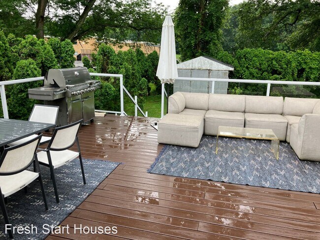 Foto del edificio - 5 br, 3 bath House - 113 Jewell Drive