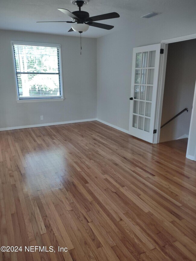 Foto del edificio - 1552 Naldo Ave