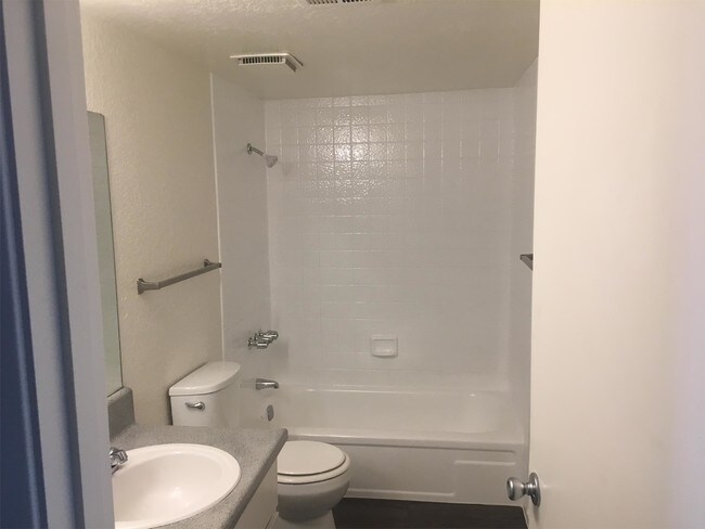 Foto del edificio - 7141 N 19th Ave
