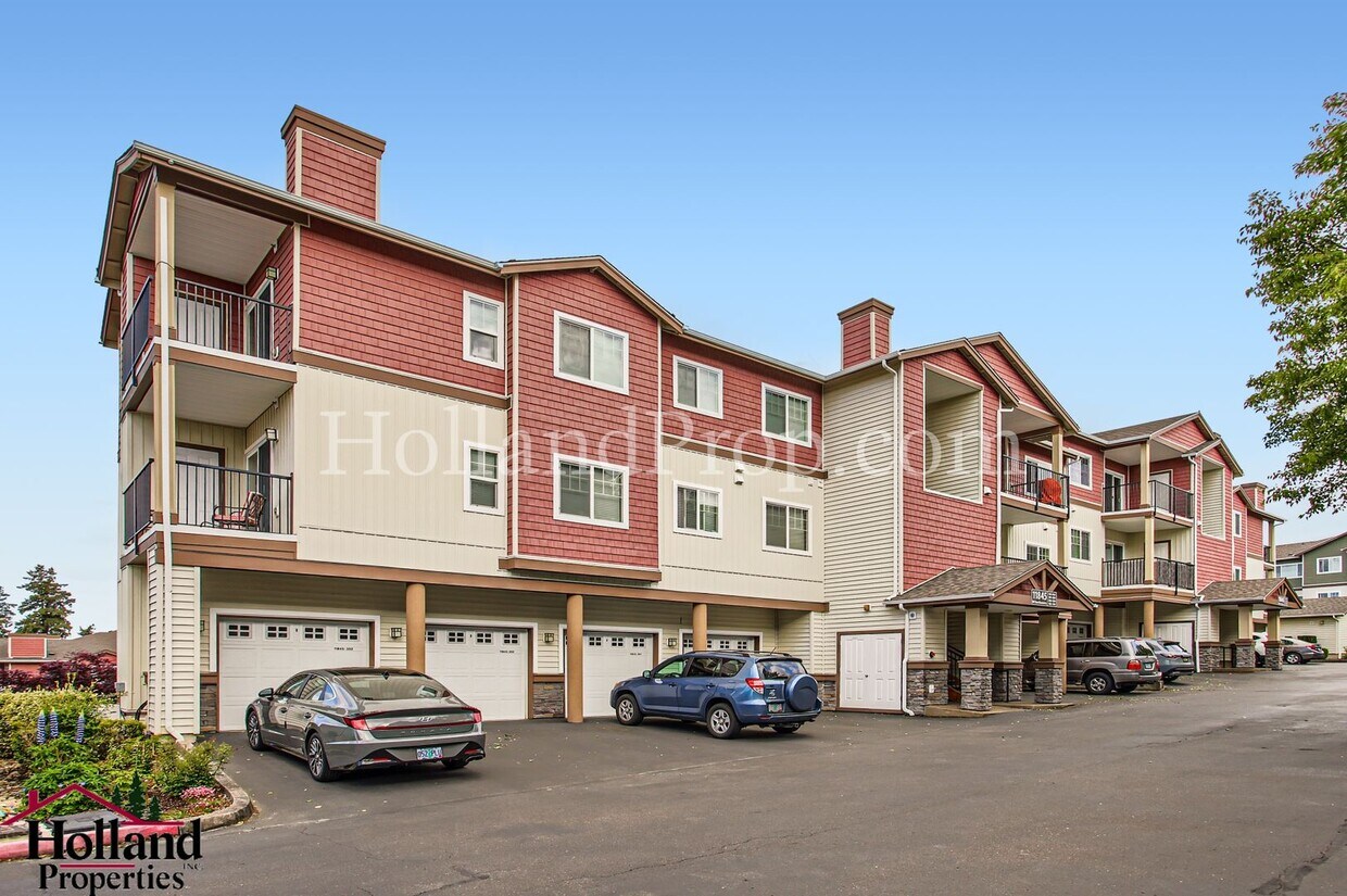 Foto principal - Great Condo W/ Garage NW Portland!!! *** 1...