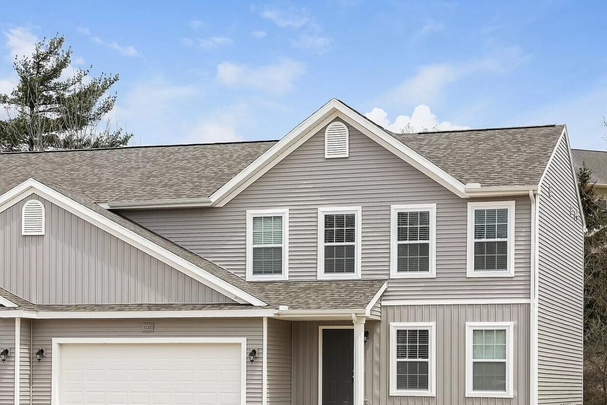 Primary Photo - A captivating residence nestled in the hea...