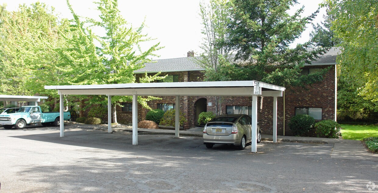 Building Photo - Tapiola Manor Apartments