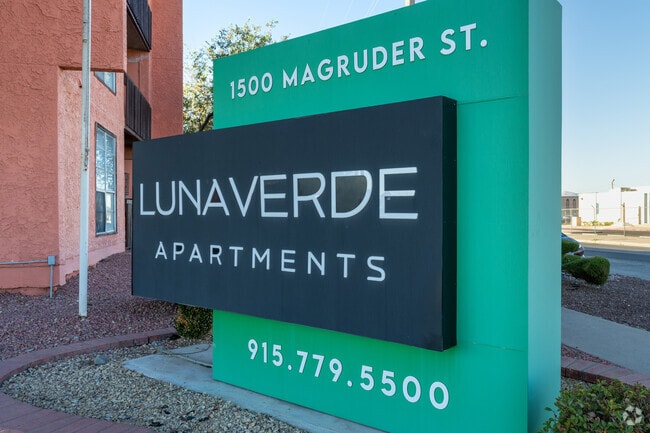 Apartamentos Luna Verde - Luna Verde Apartments