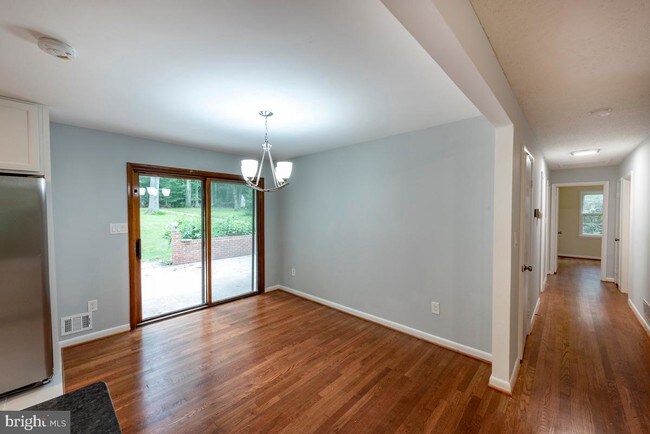 Building Photo - 4813 Spruce Ave