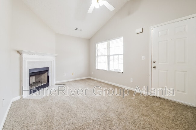 Building Photo - 400 Crestfield Cir