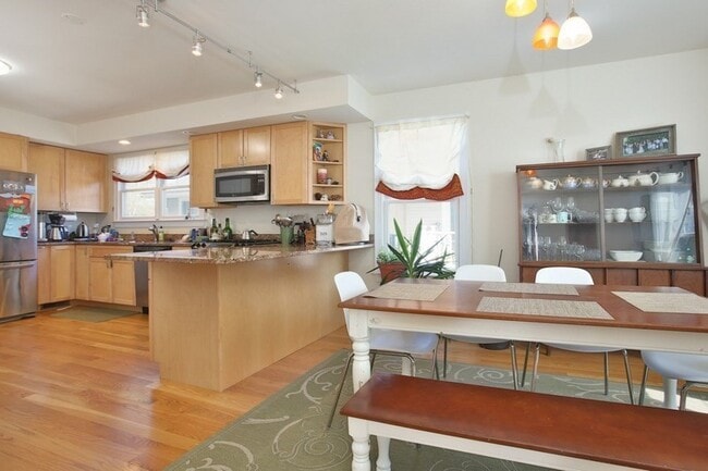 Foto del edificio - 122 Clifton St