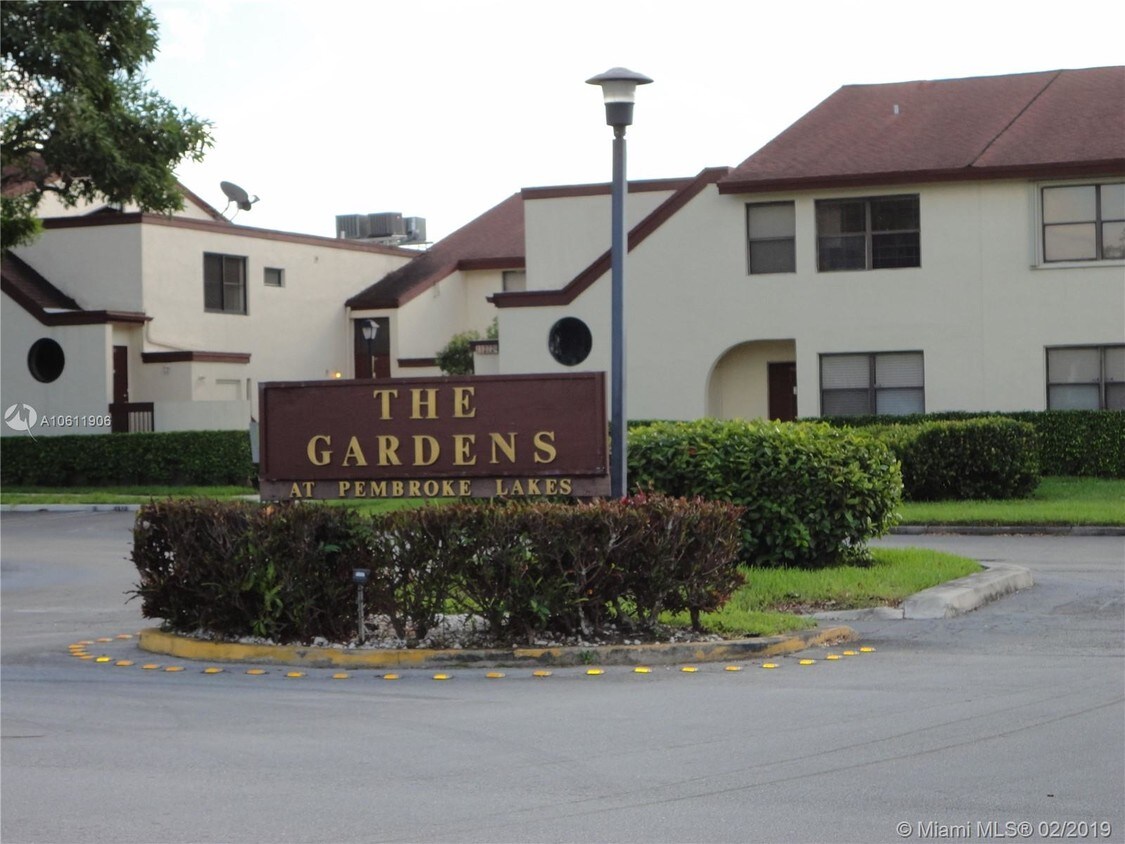 11302 Taft St, Pembroke Pines, FL 33026 Condo for Rent in Pembroke