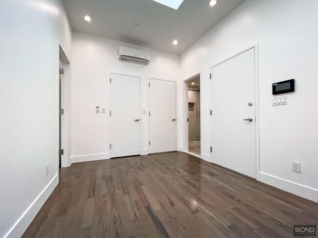 Foto del edificio - 202 Greenpoint Ave