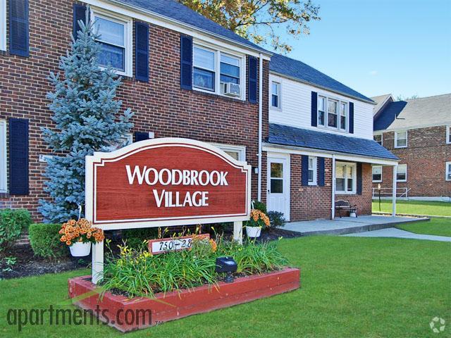 Foto principal - Woodbrook Village Apartments