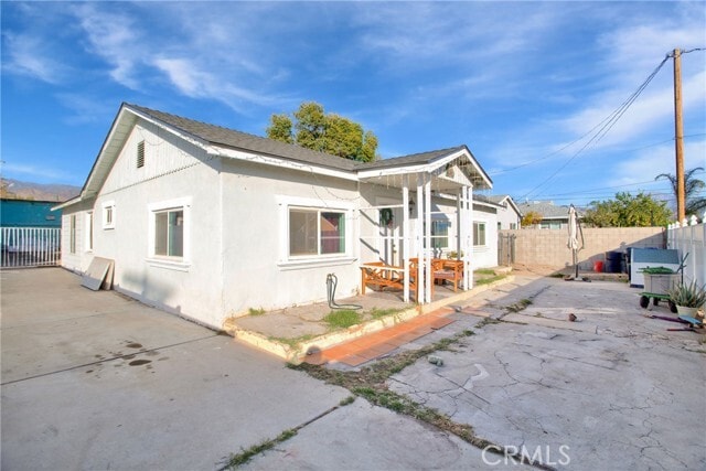 Building Photo - 26472 Western Ave