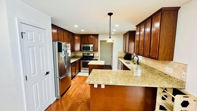 Building Photo - 294 Hayden Rowe St