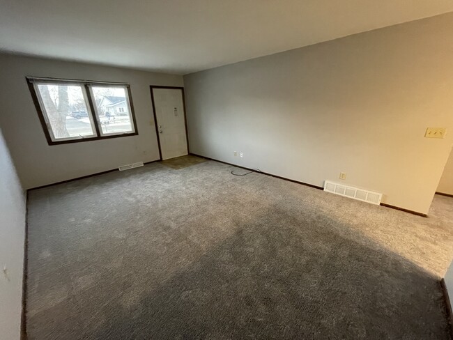 Foto del edificio - 2097 Colony Ct