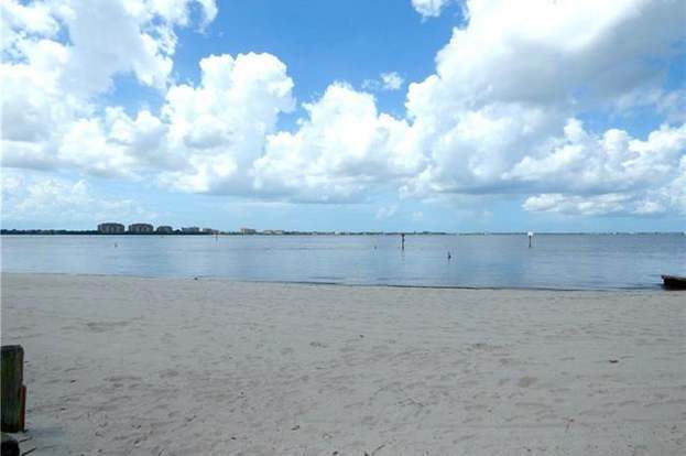 Foto del edificio - 1230 NW 19th St