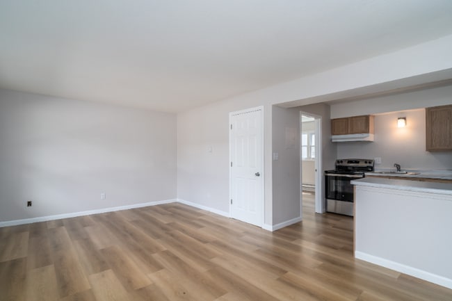 Building Photo - 1108 N 39th St