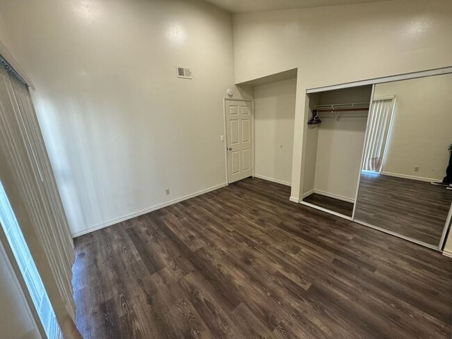 Foto del edificio - 4 Bedroom Home