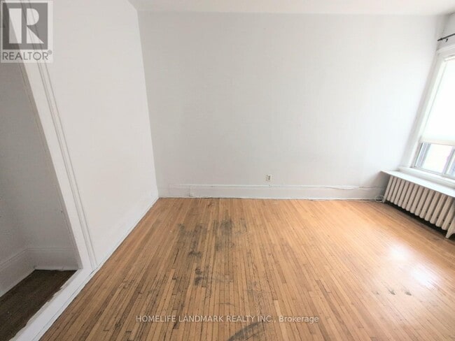 Building Photo - 26 Lippincott St