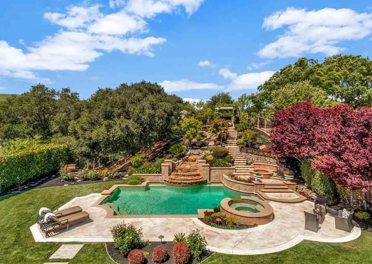 Primary Photo - A Rare Gem in Sought After Norris Canyon E...