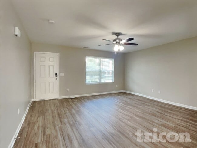Building Photo - 1110 Langston Dr