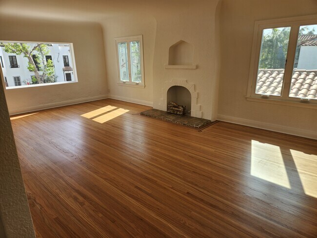Foto del edificio - 6319 W 6th St