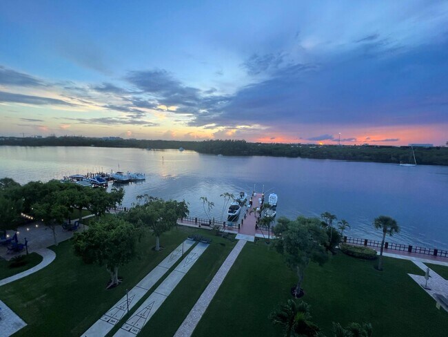 Foto del edificio - 2121 N Ocean Blvd