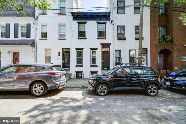 Building Photo - 2328 Perot St