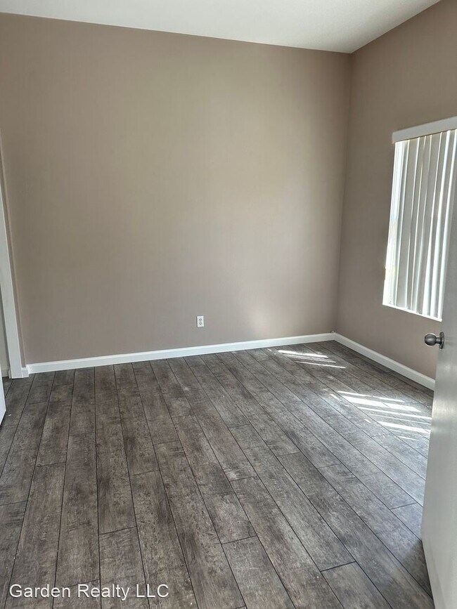 Building Photo - 3 br, 2 bath House - 5237 Shasta Lake Way