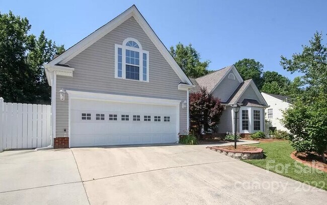 Driveway - 12213 Winghurst Dr