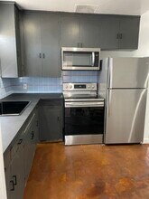 Building Photo - 1857 E Earll Dr