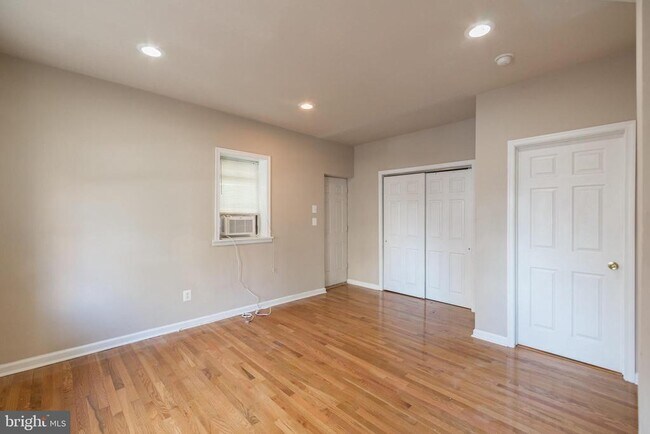 Foto del edificio - 2100 St Albans St