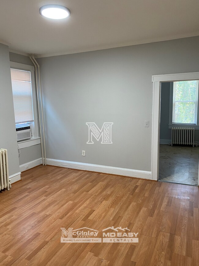Building Photo - 623 Dumbarton Ave