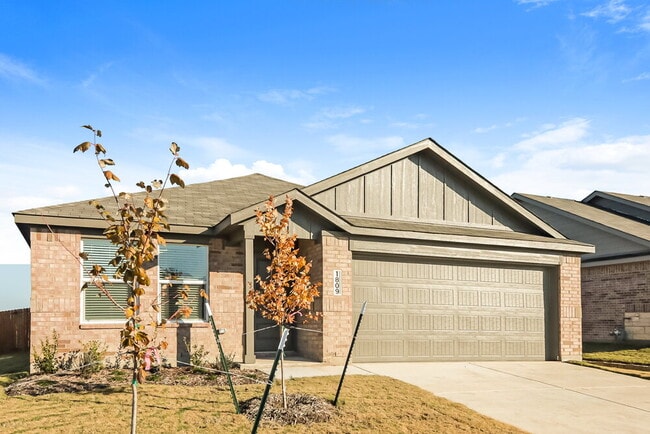 Building Photo - 1809 Javelina St