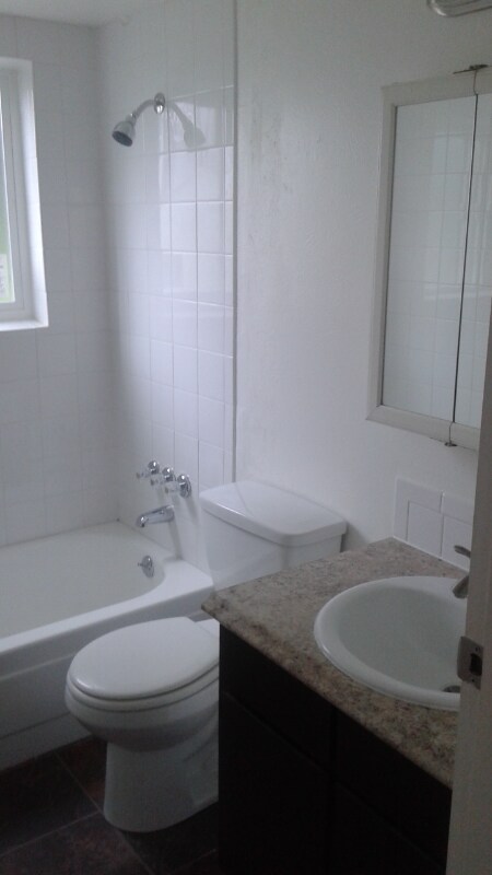 Foto del edificio - 8840 W Jewell Ave