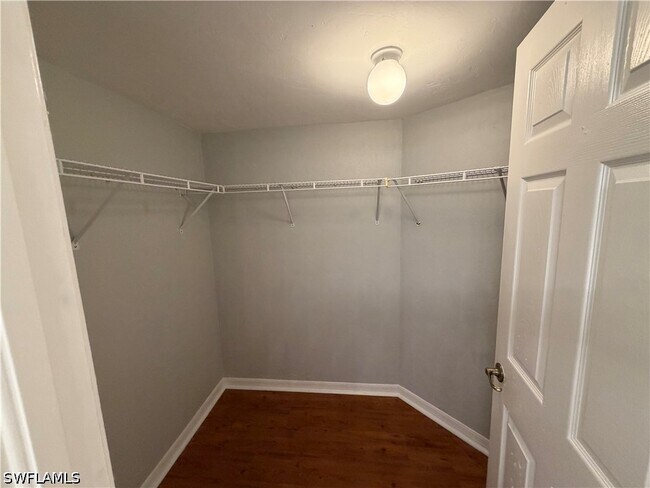 Foto del edificio - 28231 Pine Haven Way