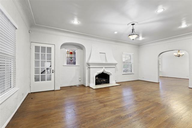 Foto del edificio - 4404 University Blvd