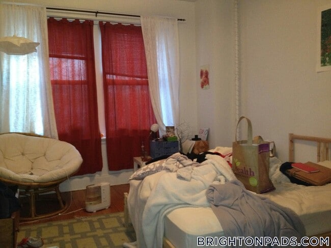 Foto del edificio - 17 Cummings Rd