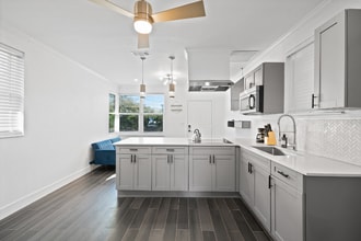 Building Photo - 2608 W Swann Ave