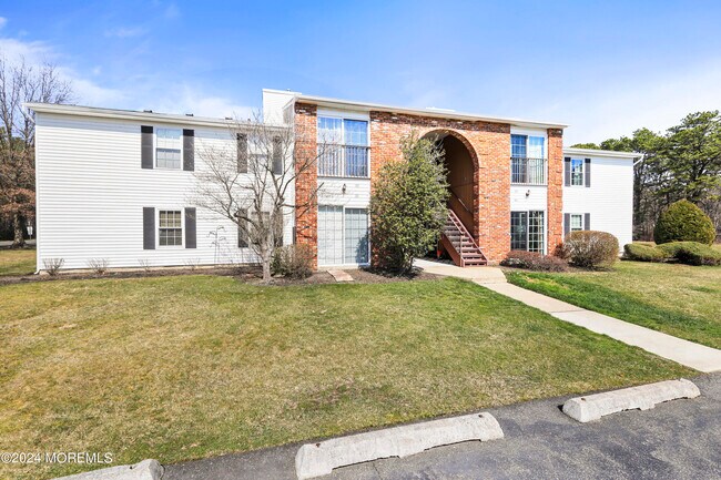 Building Photo - 148 Frontier Way