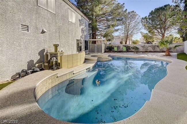 Building Photo - 9417 Shellfish Ct