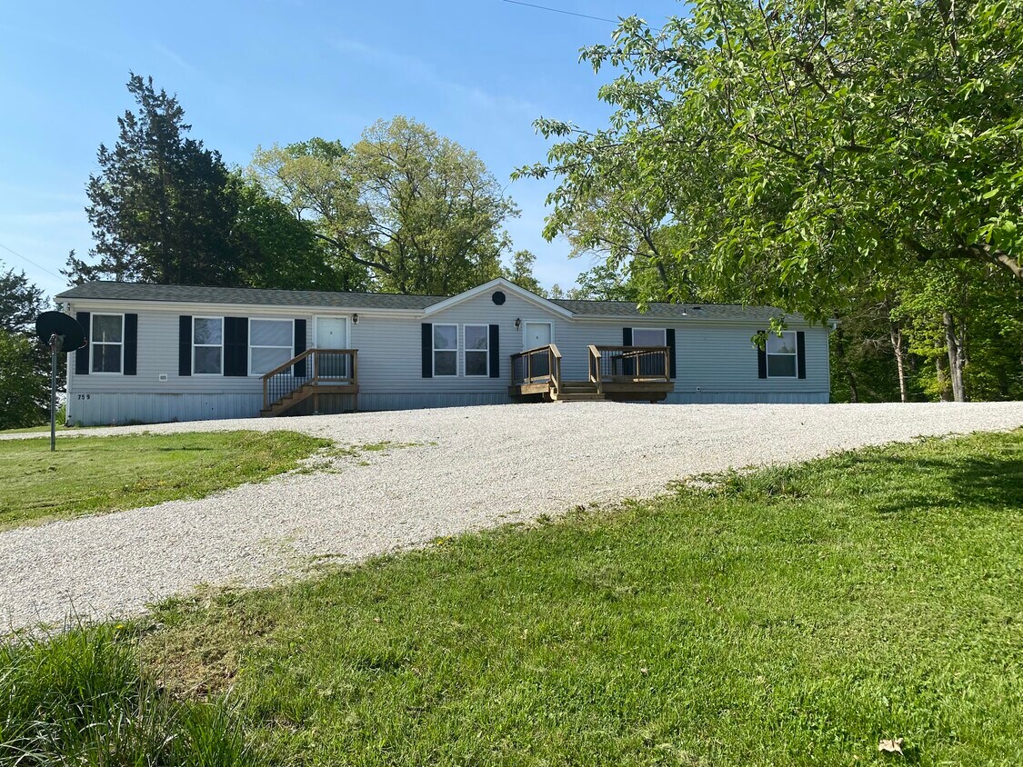 759 Bates Meadows Ln, Pacific, MO 63069 House Rental in Pacific, MO