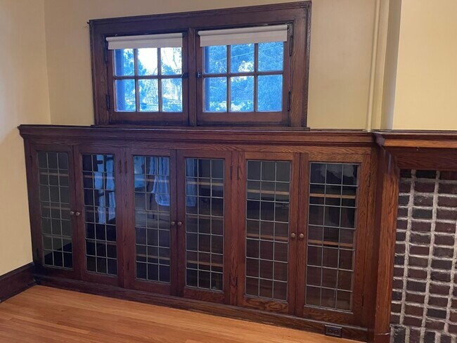 Beautiful bookcases - 486 Otis Ave