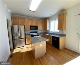 Building Photo - 13030 Park Crescent Cir