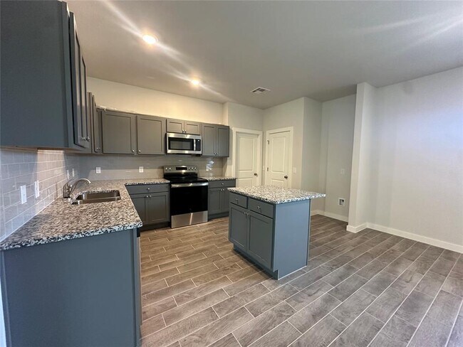 Foto del edificio - 17141 Lantana Loop